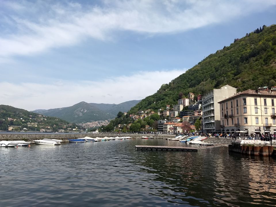 Photo of Lake Como, Italy by Mustafa Shahid