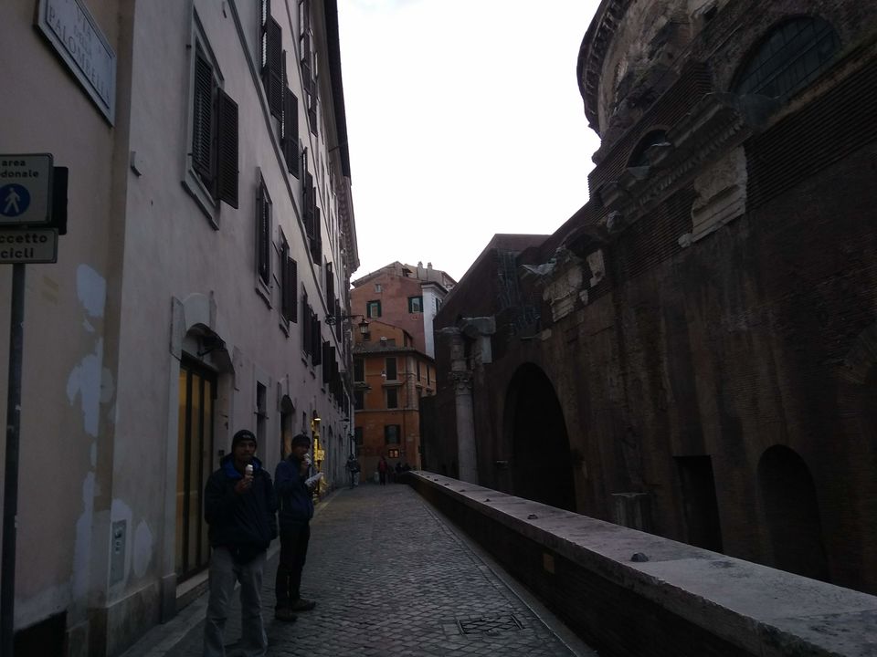 Photo of Pizzería Minerva, Via della Minerva, Rome, Metropolitan City of Rome, Italy by Mustafa Shahid