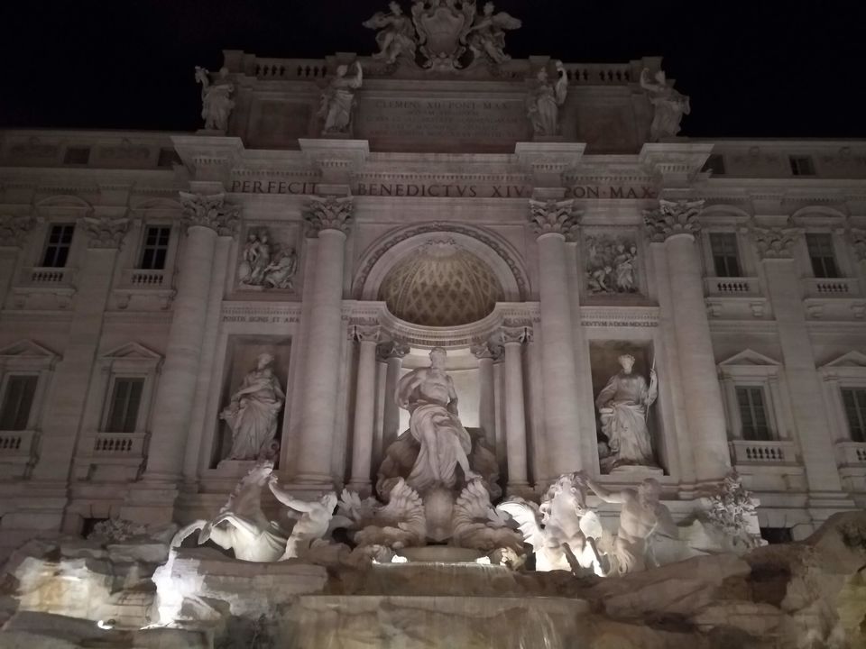 Photo of Trevi Fountain, Piazza di Trevi, Rome, Metropolitan City of Rome, Italy by Mustafa Shahid