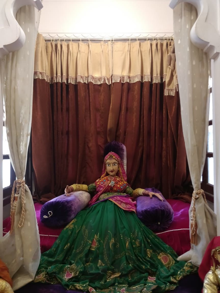 Photo of Bagor Ki Haveli, Hotel Gangaur Palace, Silawatwari, Udaipur, Rajasthan, India by Varsha Suresh