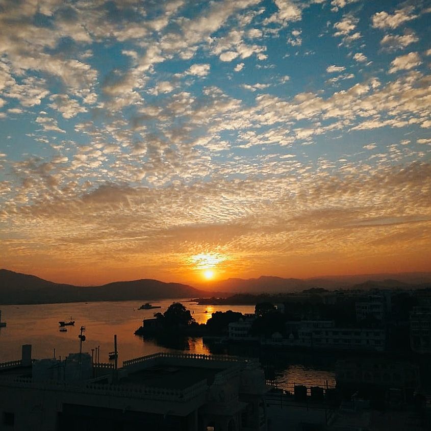 Photo of Bunkyard Hostel, Lal Ghat Road, Silawatwari, Udaipur, Rajasthan, India by Varsha Suresh