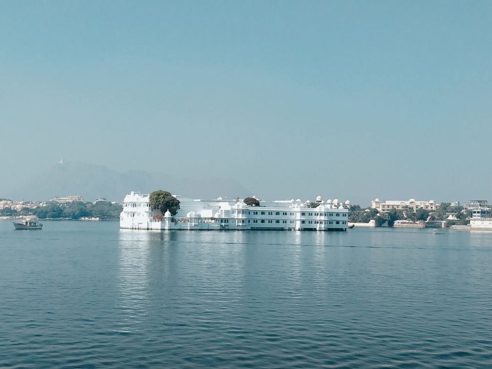 Photo of Bunkyard Hostel, Lal Ghat Road, Silawatwari, Udaipur, Rajasthan, India by Varsha Suresh