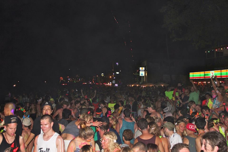 Photo of Asia's Craziest & Wildest Full moon Party in Phangan #Thailand #MyCrazyParty 2/17 by TheCrazyIndianNomad