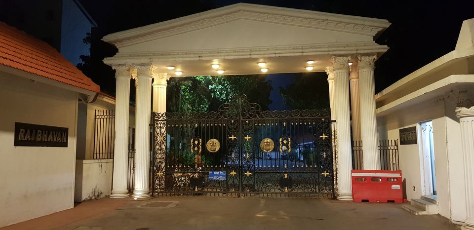 Photo of Raj Bhavan, Malabar Hill, Mumbai, Maharashtra, India by TheCrazyIndianNomad