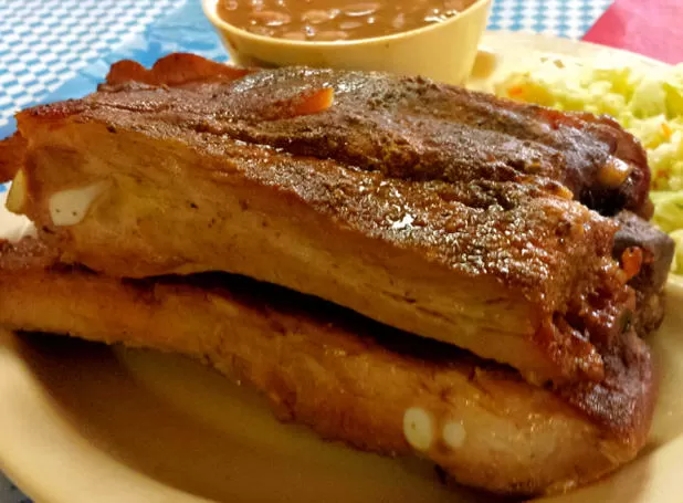 Photo of Janice's Bar-B-Q, 630 E Smith St Stratford , OK 74872 by Lindsey Davidson