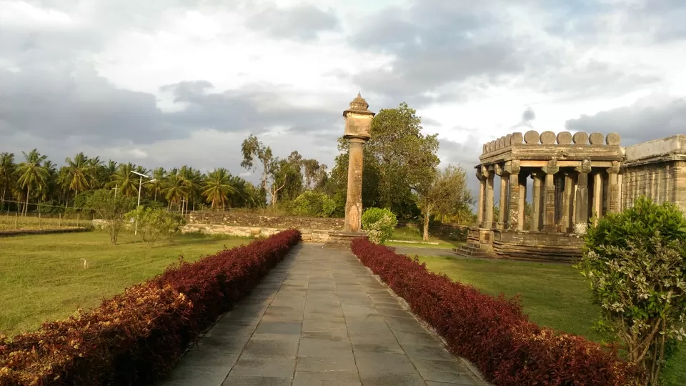 Photo of Halebeedu, Karnataka 573121, India by Smiti Maini