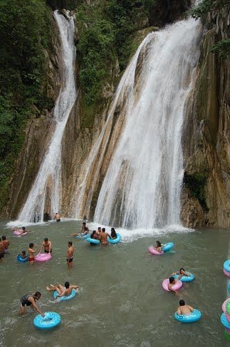Photo of Kempty Falls, Kempty, Ram Gaon, Uttarakhand, India by Smiti Maini
