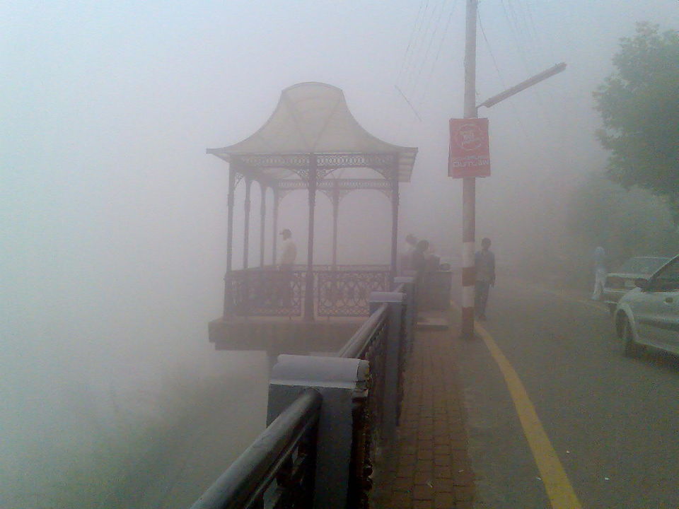 Photo of Camel's Back Road, The Mall Road, Mussoorie, Uttarakhand, India by Smiti Maini