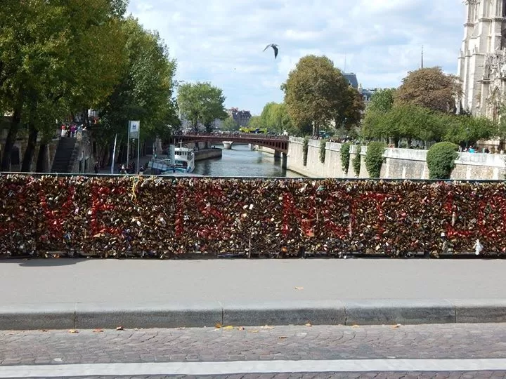Photo of Pont de l'Archevêché, Paris, France by Smiti Maini