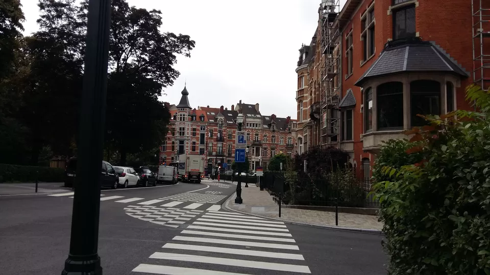 Photo of Square Ambiorix, Ambiorixsquare, Brussels, Belgium by Smiti Maini