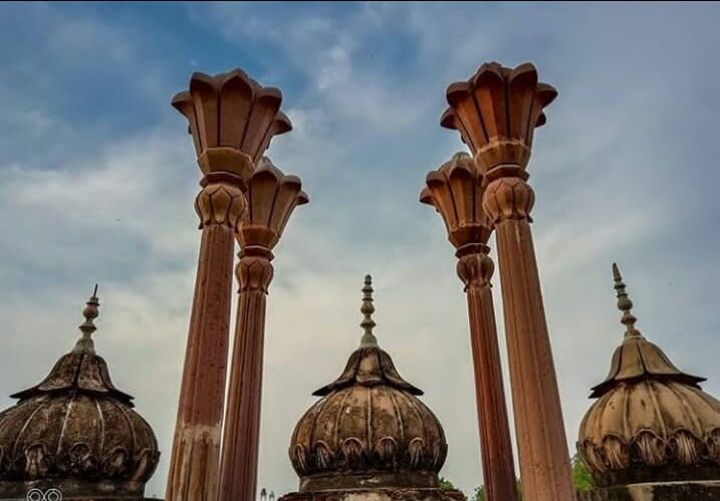 Photo of लखनऊ : मुस्कुराइये आप लखनऊ में है। by Faisal Ansari