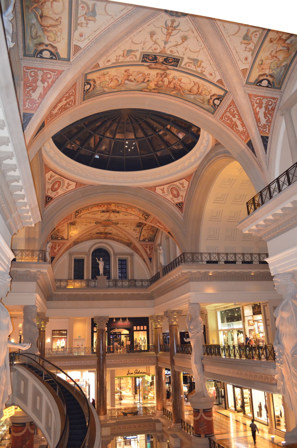 Photo of Las Vegas, NV, USA by Prashanthi Pavadi.