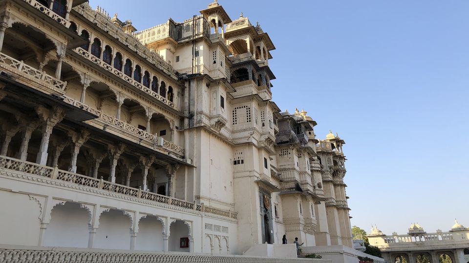 Photo of City Palace, Udaipur, Rajasthan, India by Tanmay Gautam