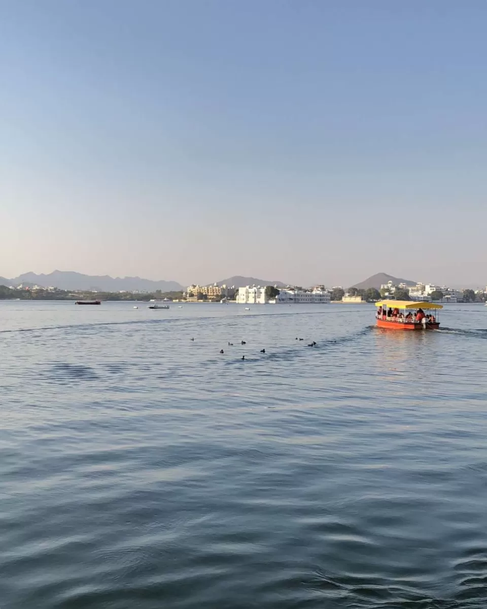 Photo of City Palace, Udaipur, Rajasthan, India by Tanmay Gautam