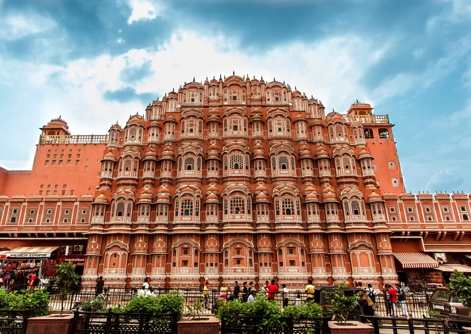 Photo of Hawa Mahal, Hawa Mahal Road, Badi Choupad, J.D.A. Market, Pink City, Jaipur, Rajasthan, India by Debpratim Sarkar