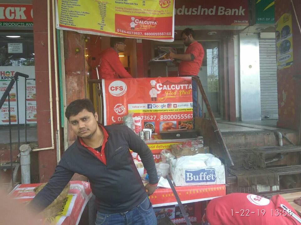 Photo of Vyapar Kendra, Block C, Sushant Lok Phase I, Sector 43, Gurugram, Haryana, India by Pranav Makhijani
