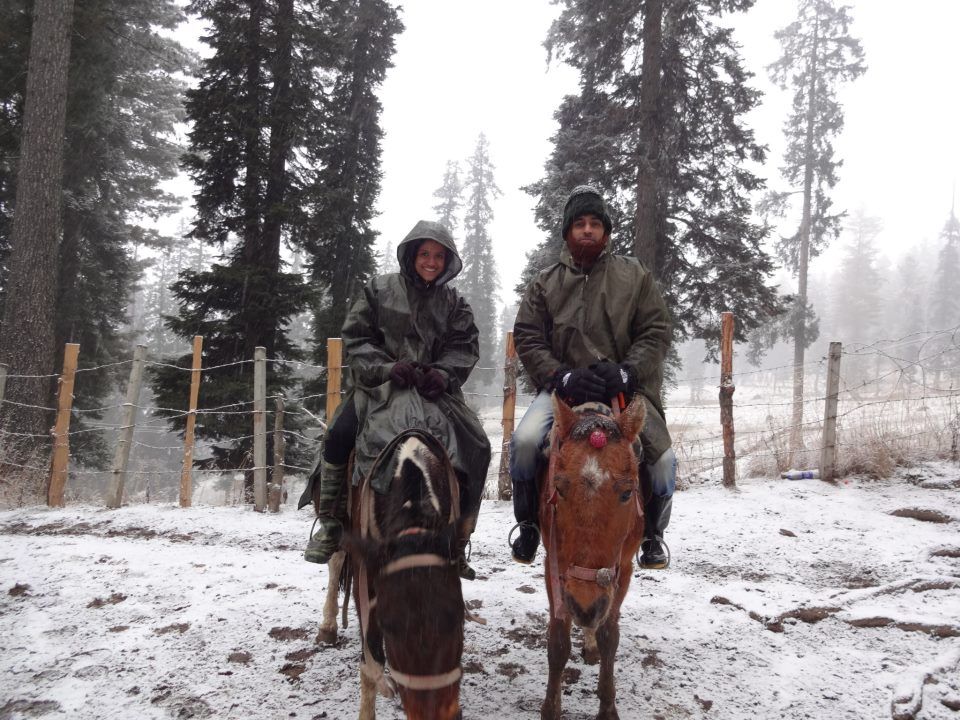 Photo of KASHMIR IN WINTER - HEAVEN AND HELL ON EARTH. 10/10 by Mayuresh Wagle