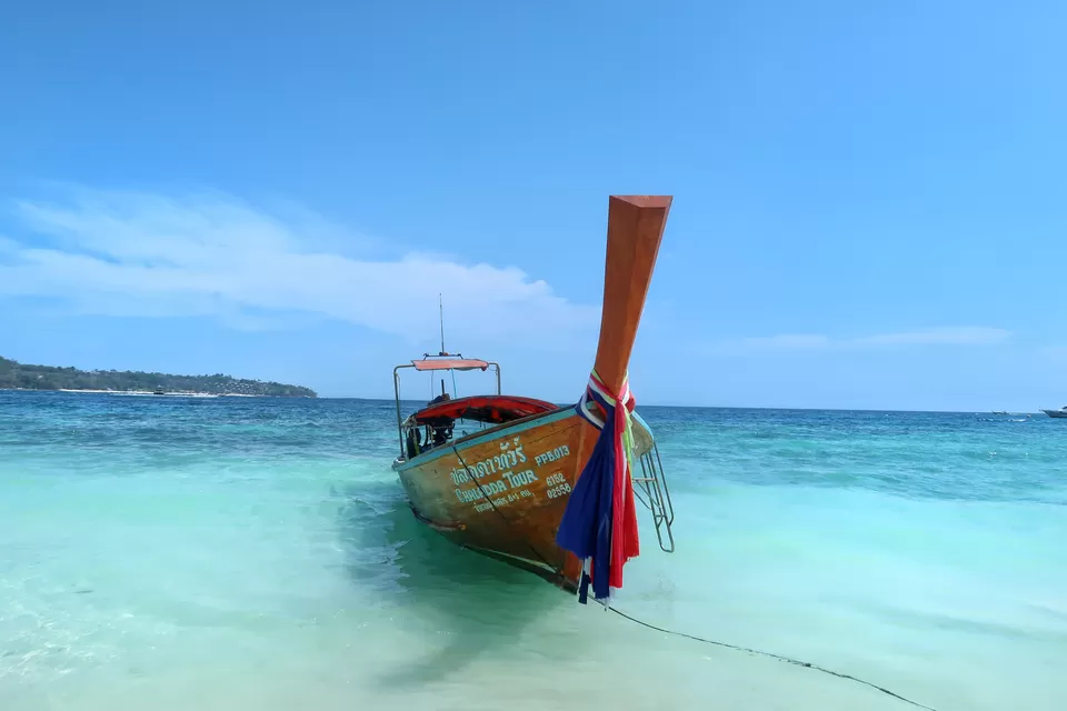 Photo of Phi Phi Islands, Krabi, Thailand by Dream Catchers