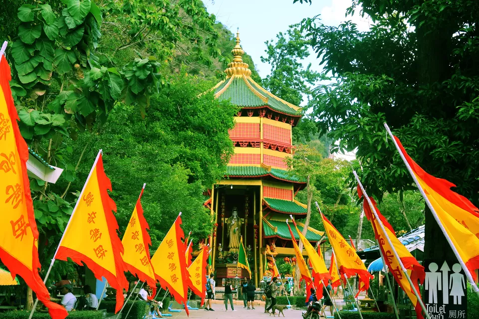 Photo of Tiger Cave Temple, Krabi Noi, Mueang Krabi District, Krabi, Thailand by Dream Catchers