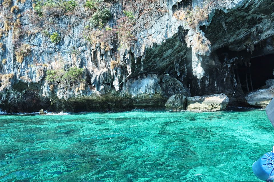 Photo of Phi Phi Islands, Krabi, Thailand by Dream Catchers
