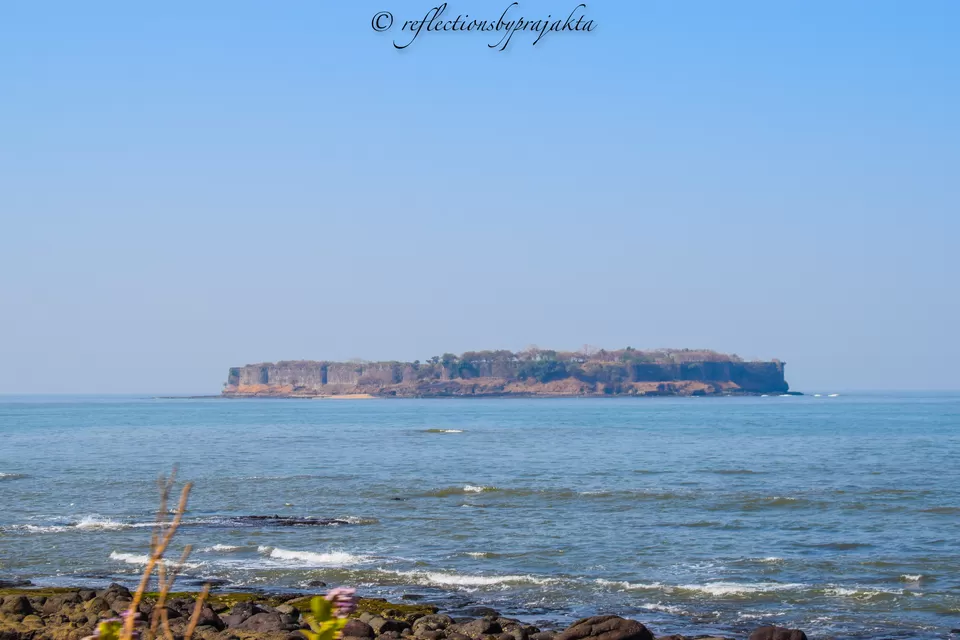 Photo of Suvarnadurg Fort, Dapoli, Maharashtra, India by Prajakta Jadhav (Reflectionsbyprajakta)