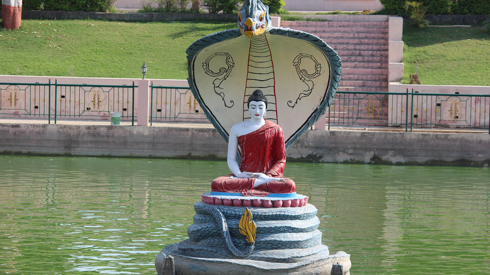 Photo of Muchalinda Lake, Mocharim, Bodh Gaya, Bihar, India by Abhishek Pathak
