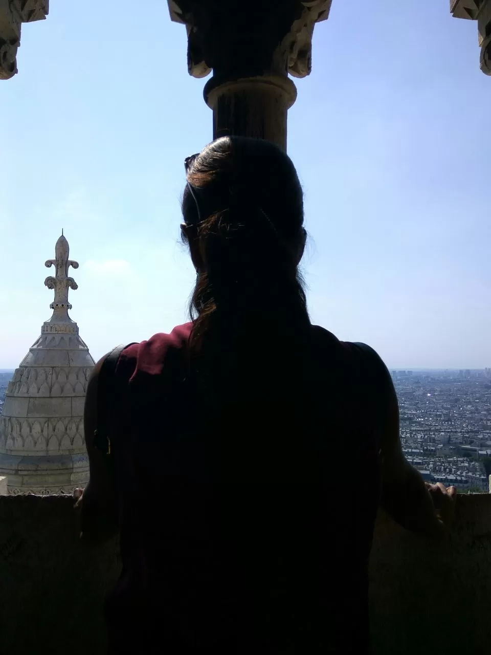 Photo of Sacré-Cœur, rue du Chevalier-de-La-Barre, Paris, France by Nandini Ramesh