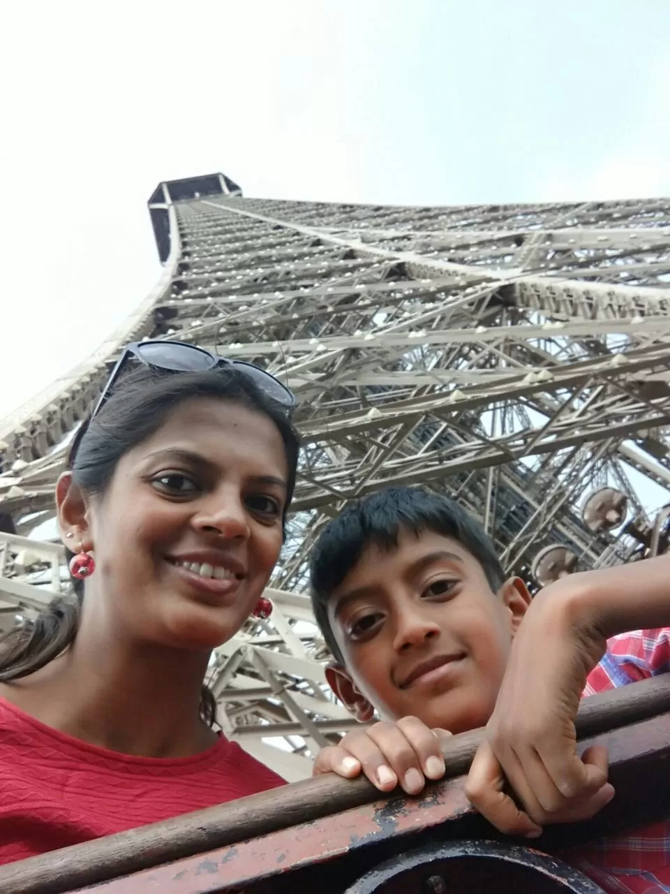 Photo of Eiffel Tower, Avenue Anatole France, Paris, France by Nandini Ramesh