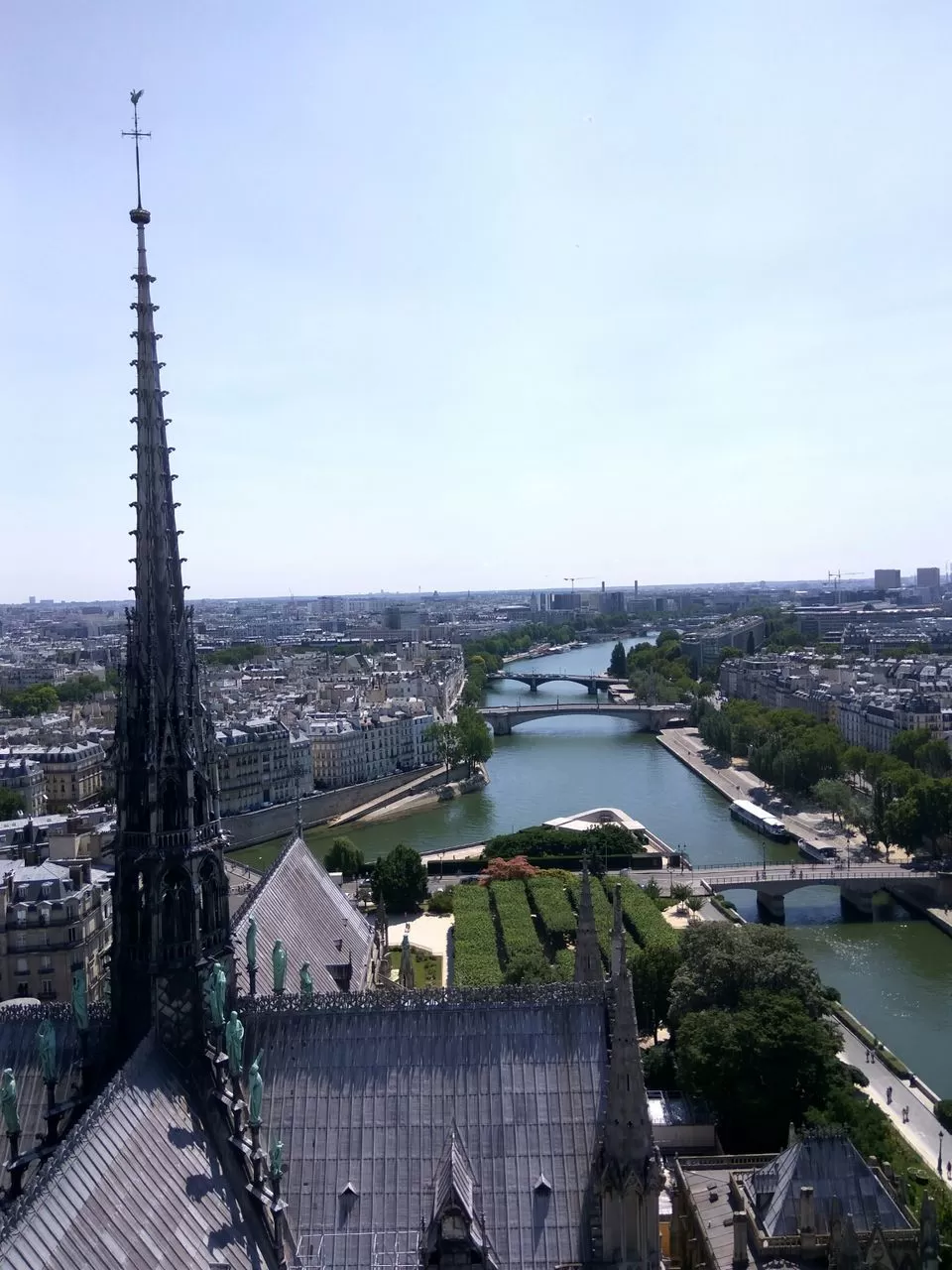 Photo of Île de la Cité, Paris, France by Nandini Ramesh