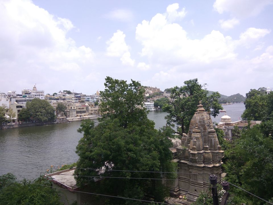 Photo of Lake Pichola, Pichola, Udaipur, Rajasthan, India by Nandini Ramesh