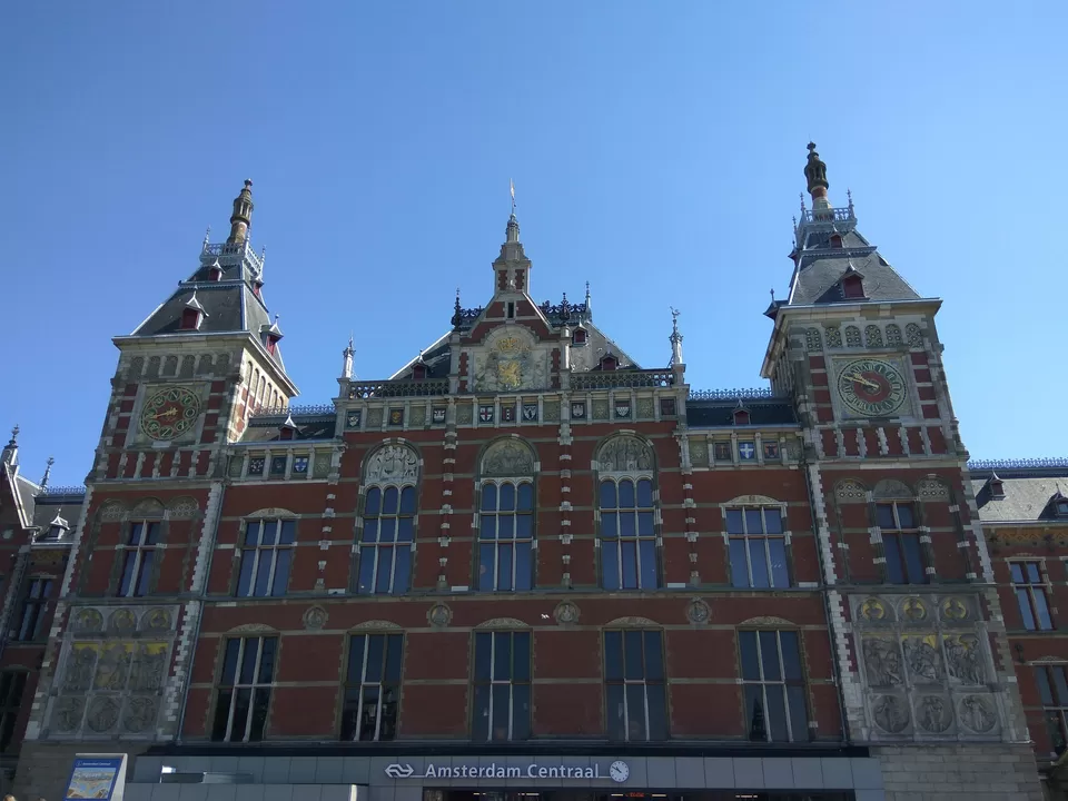 Photo of Amsterdam Centraal, Stationsplein, Amsterdam, Netherlands by Nandini Ramesh