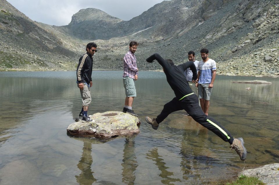 Photo of Trekking towards Famber Valley Kishtwar 55/100 by Muzamil Farooq