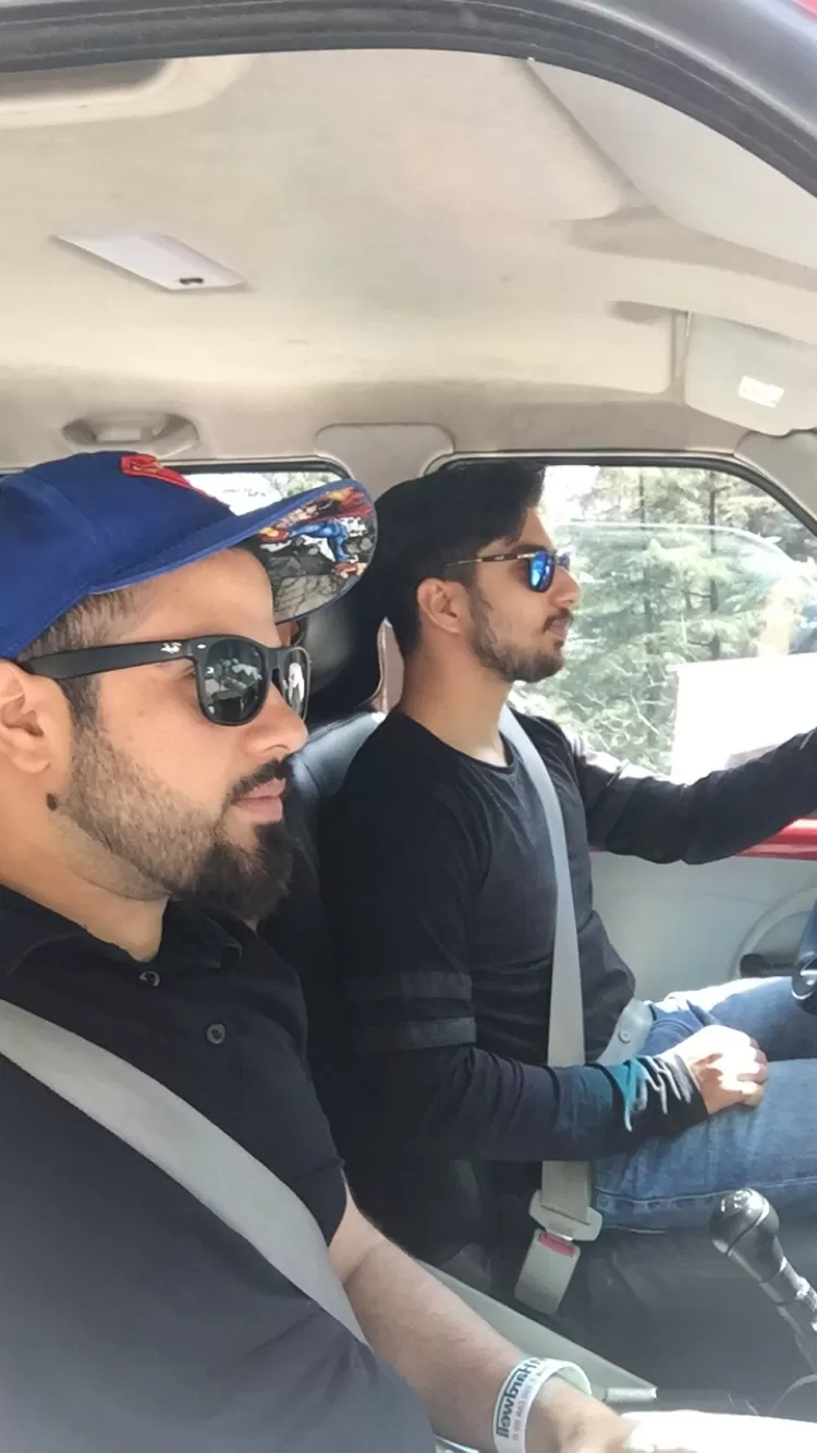 Photo of Shimla, Himachal Pradesh, India by Muzamil Farooq