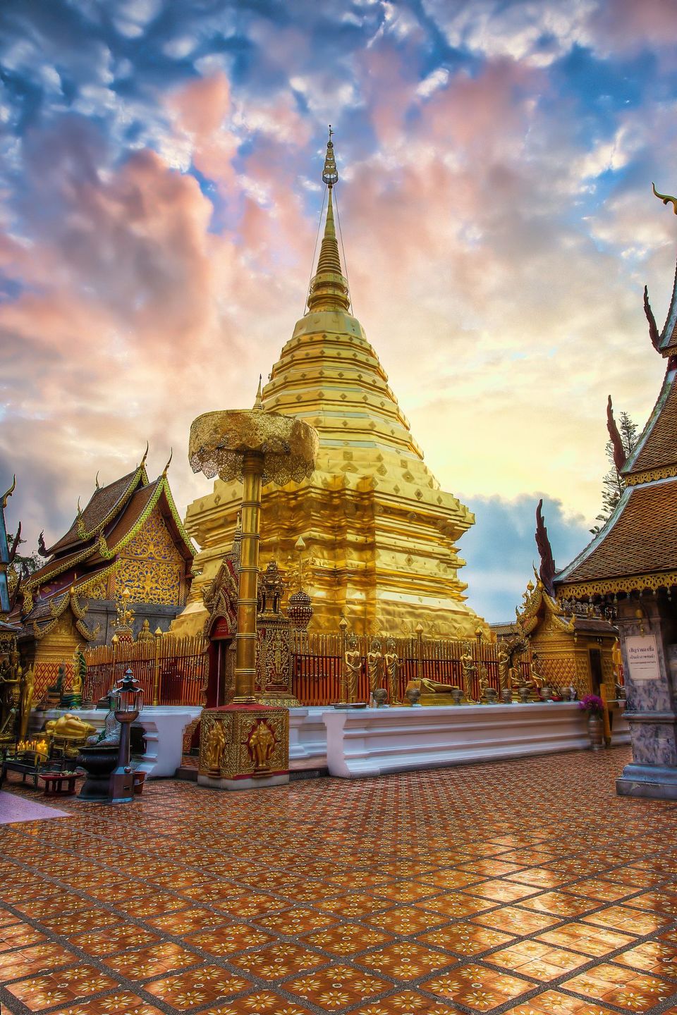 Photo of Jaw Dropping Temples of Chiang Mai 3/5 by The Travelling Lipstick