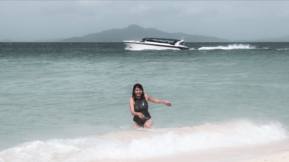 Photo of Phi Phi Islands, Krabi, Thailand by Devyani Gupta