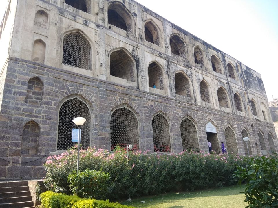 Photo of Golkonda Fort Koh-i-Noor, Hydrabad, Telengana by Nivedita Kundu
