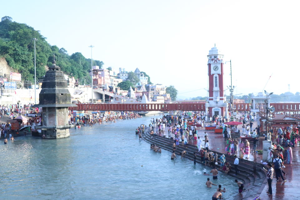 Photo of Har Ki Pauri, Haridwar, Uttarakhand, India by Nivedita Kundu