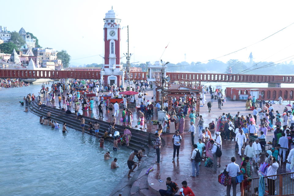 Photo of Har Ki Pauri, Haridwar, Uttarakhand, India by Nivedita Kundu