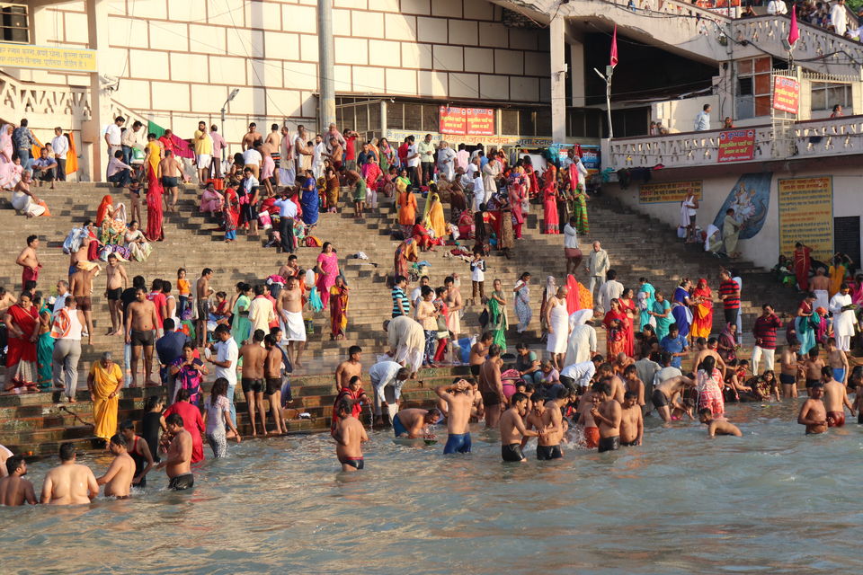 Photo of Har Ki Pauri, Haridwar, Uttarakhand, India by Nivedita Kundu