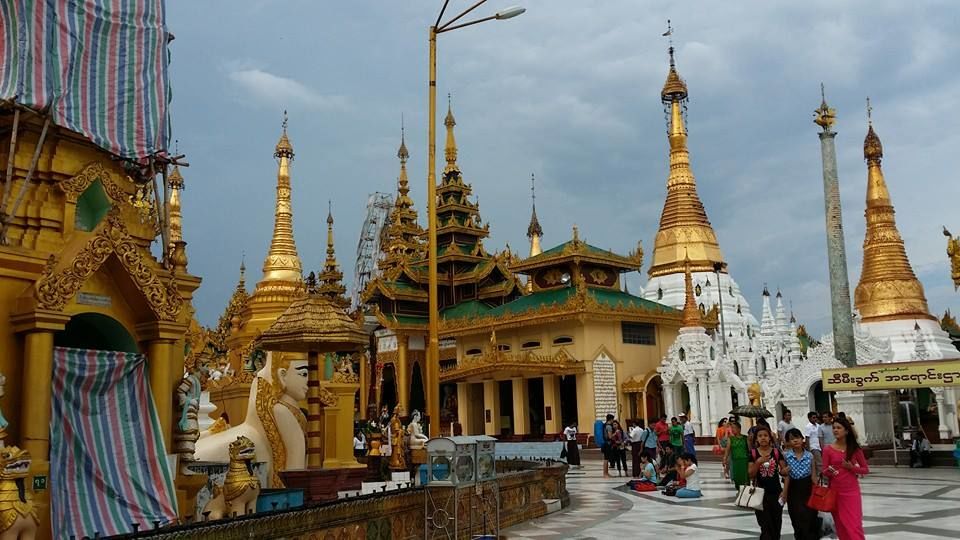 Photo of Myanmar, Yangon 6/29 by Yvonne Tang