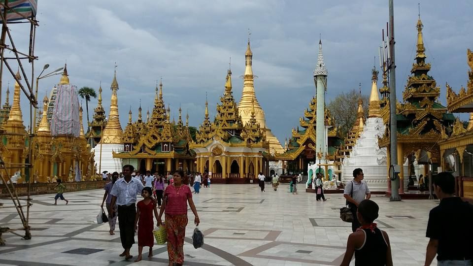 Photo of Myanmar, Yangon 10/29 by Yvonne Tang