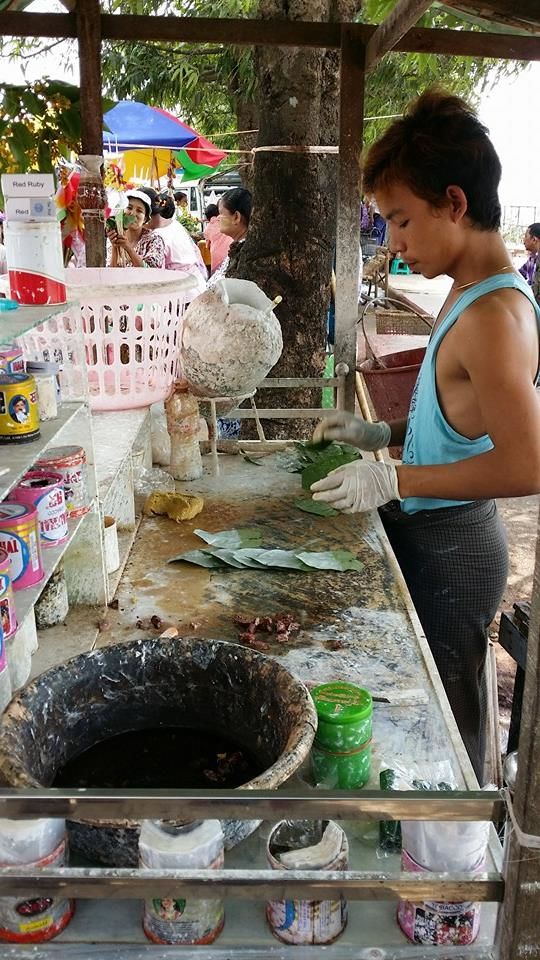 Photo of Myanmar, Yangon 29/29 by Yvonne Tang