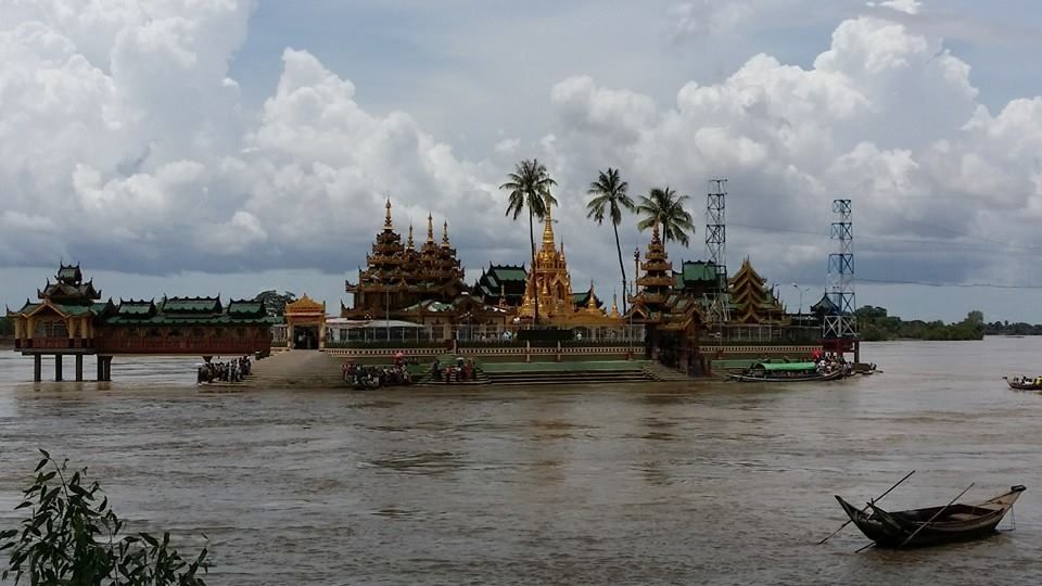 Photo of Myanmar, Yangon 21/29 by Yvonne Tang