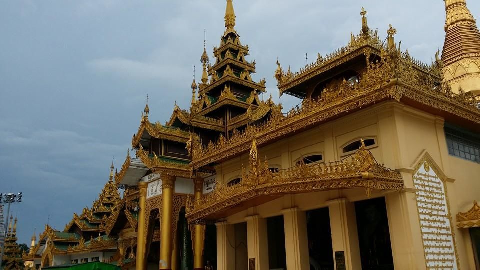 Photo of Myanmar, Yangon 11/29 by Yvonne Tang
