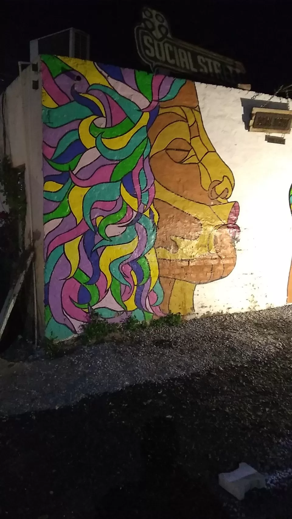 Photo of Blue Tokai Coffee Roasters, opposite Taj Palace Hotel, Akhaura Block, Bapu dham, Chanakyapuri, New Delhi, Delhi, India by Govind Satwani