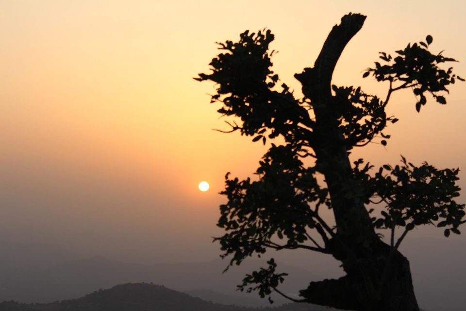 Photo of Duke's Nose: That one-day Hike to a heavenly aboard! 13/13 by Mukti Masih