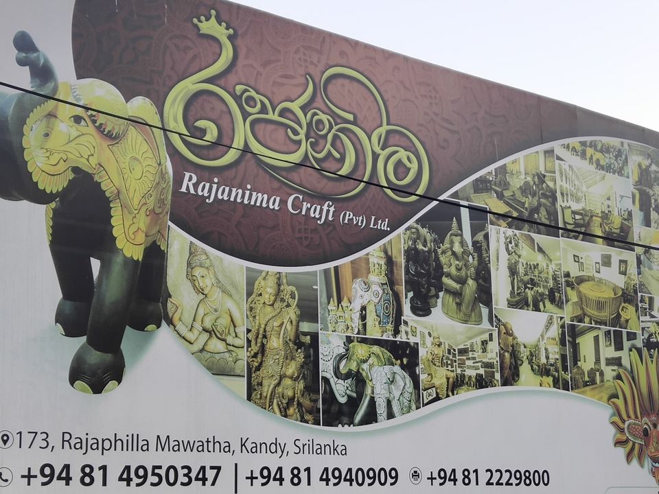 Photo of Temple of the Sacred Tooth Relic, Sri Dalada Veediya, Kandy, Sri Lanka by Kiran Shriyan