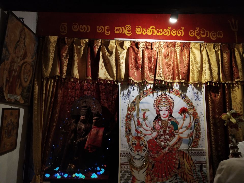 Photo of Temple of the Sacred Tooth Relic, Sri Dalada Veediya, Kandy, Sri Lanka by Kiran Shriyan