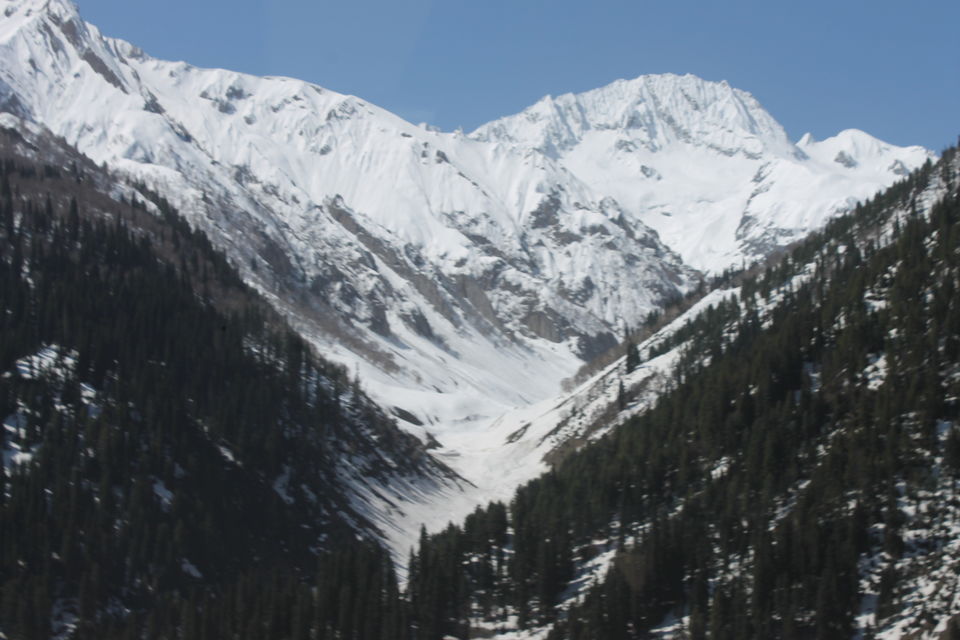 Photo of Kashmir – Not all about beauty! 2/4 by Cassandra Barua