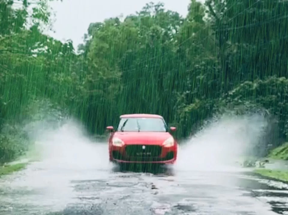 Photo of Raining Thunder! Yet, we ride through to Jog Falls by Manikanta